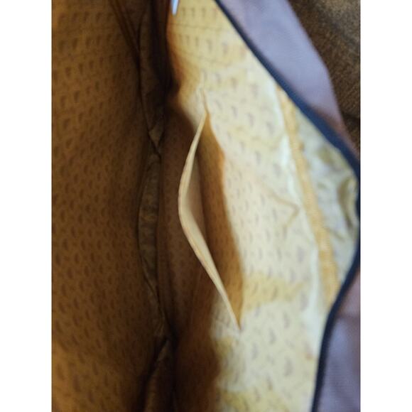 The Legend of Zelda Breath of the Wild Messenger Bag New With Tags - Picture 5 of 6